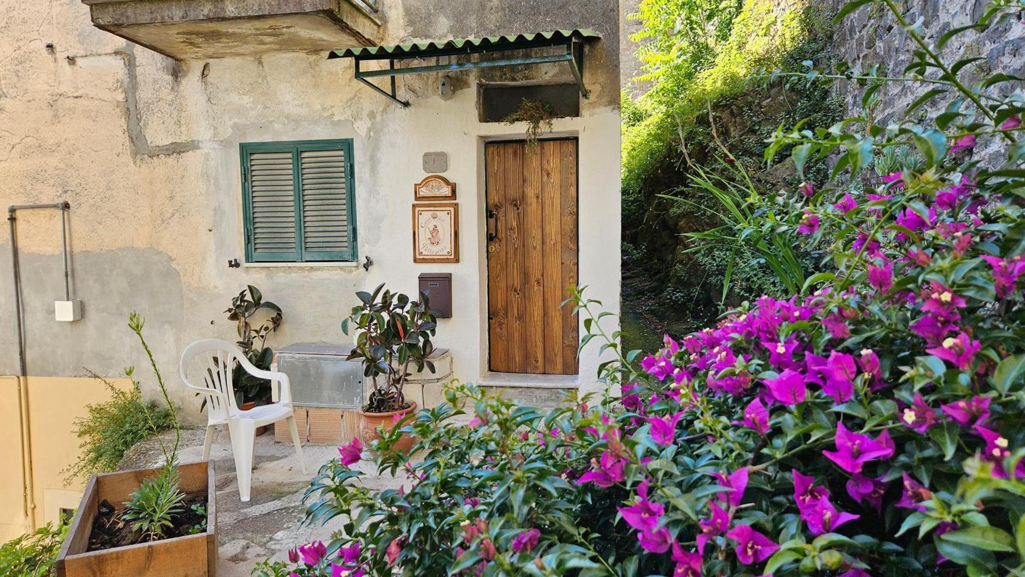 Appartamento Nel Borgo - Casa Del Pellegrino Sulla Via Francigena Aulla Zewnętrze zdjęcie